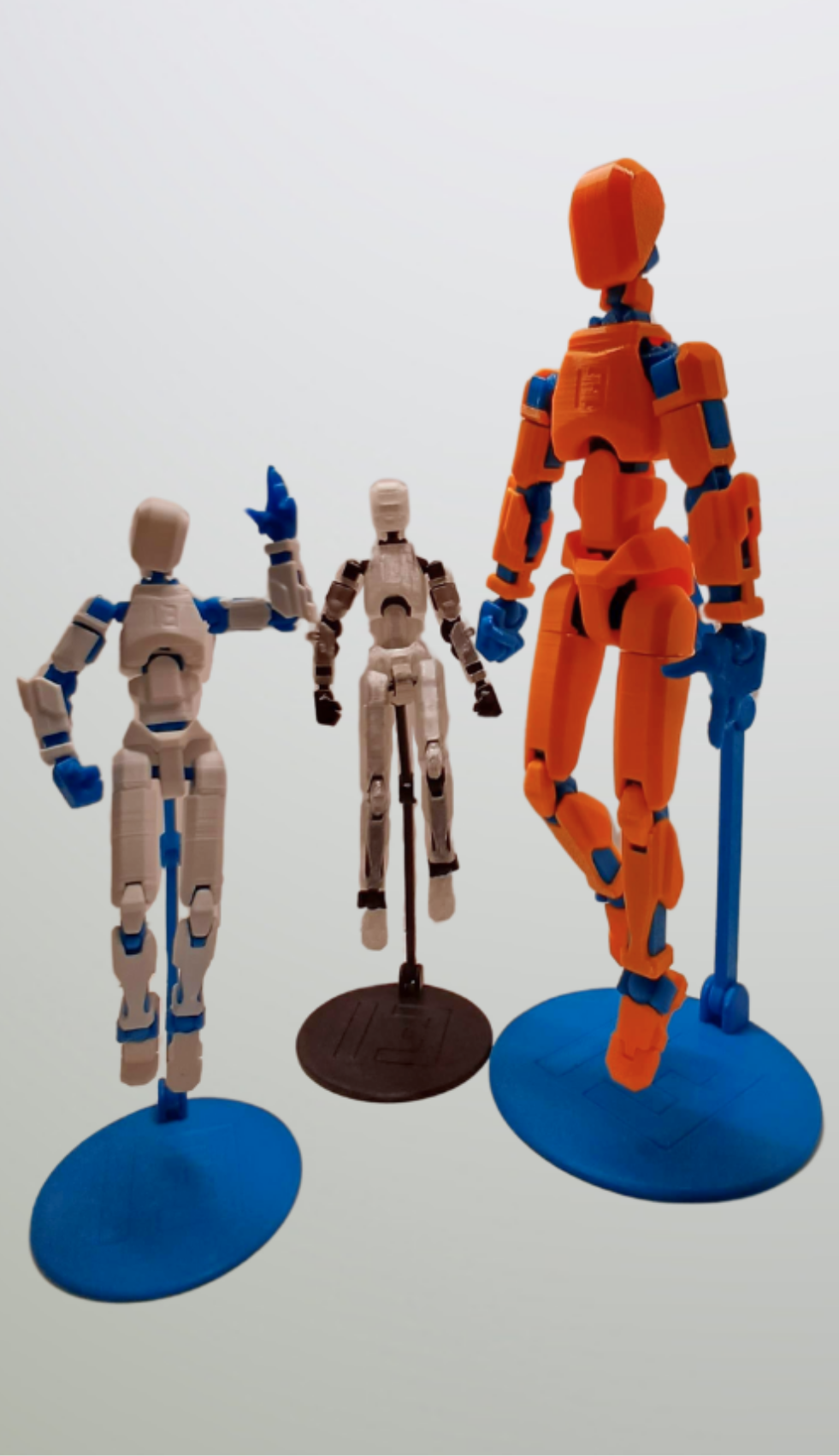 Mecha D13 – The Ultimate Action Figure!
